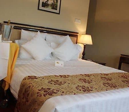 Belmont Fairmount Hotel Mwanza Bagian luar foto